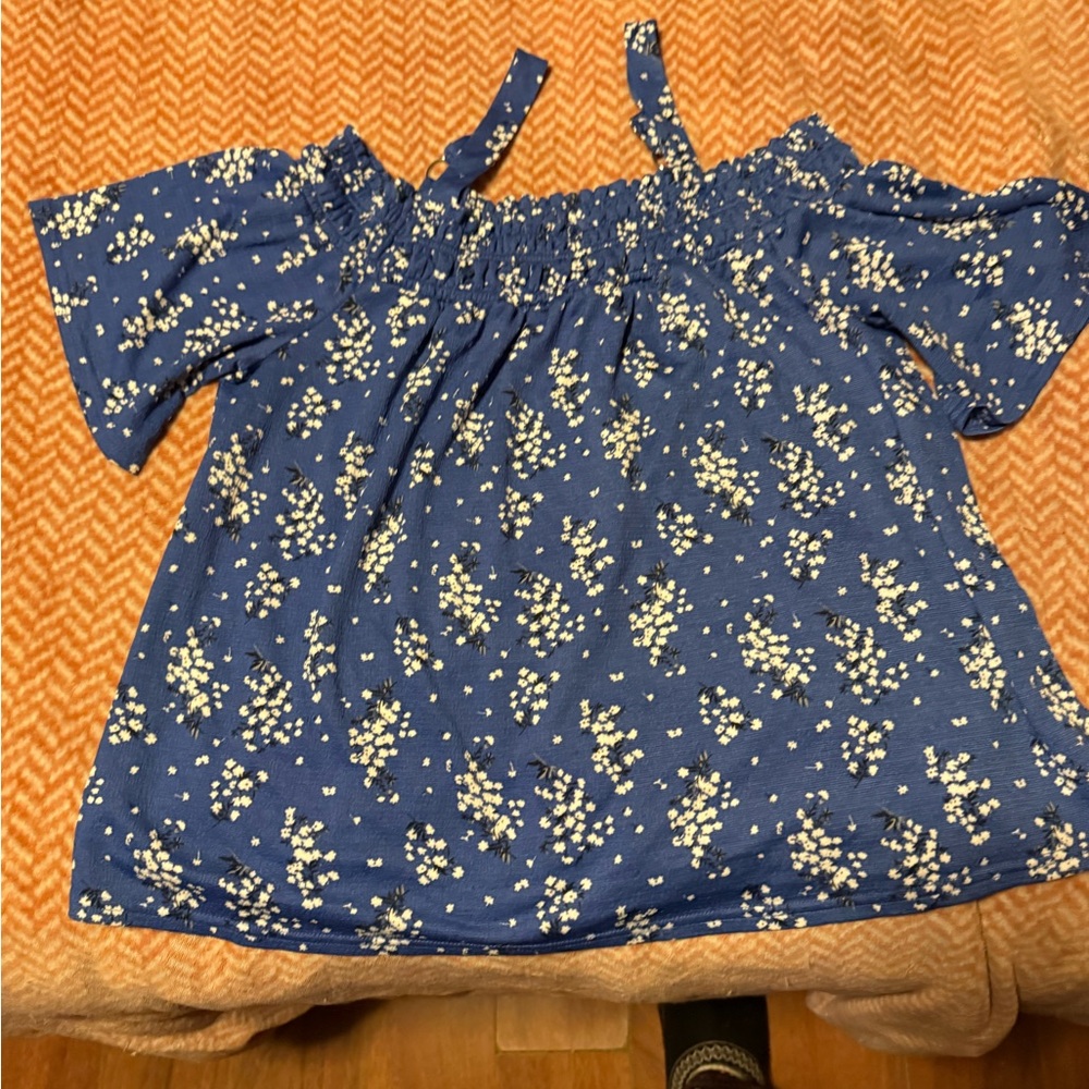 MELLODAY Navy and White Patterned Blouse